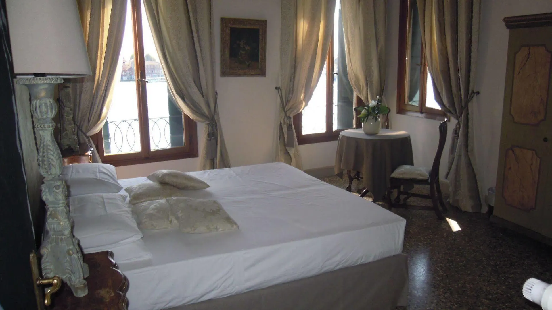 La Residenza 818 Hotel Veneza 0*,